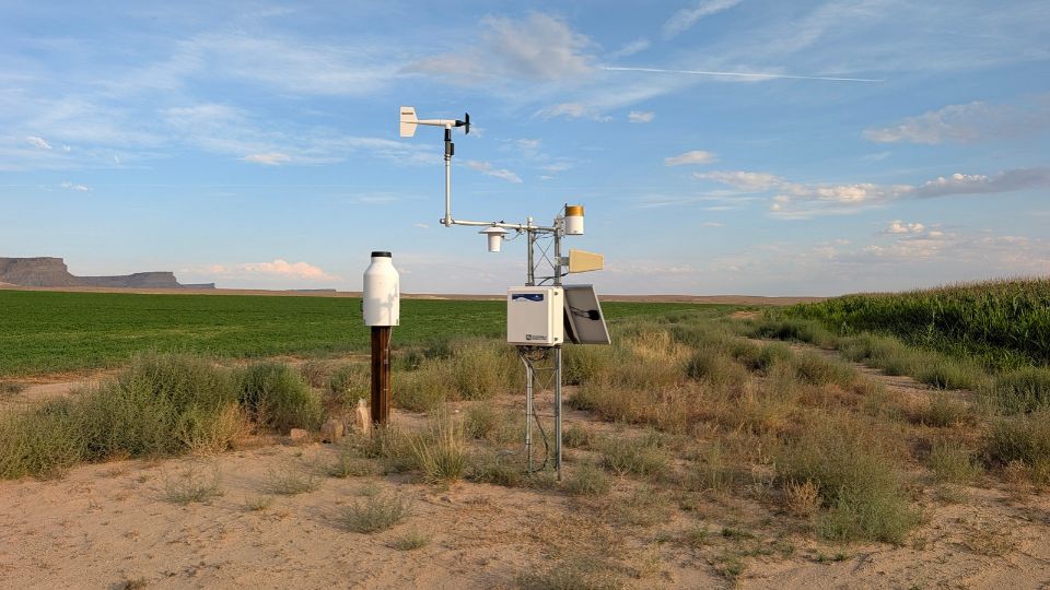 First Utah Navajo Weather Station to Bring Local Data to Monument Valley
