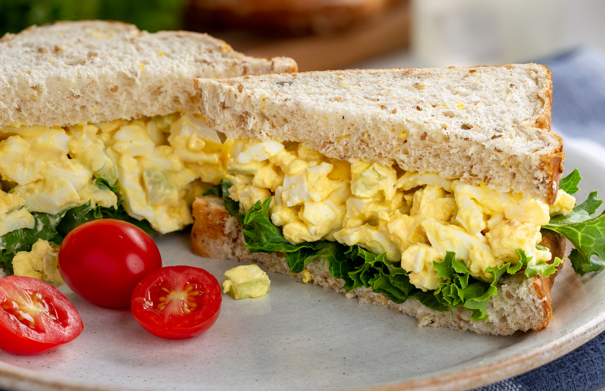 egg salad sandwich 