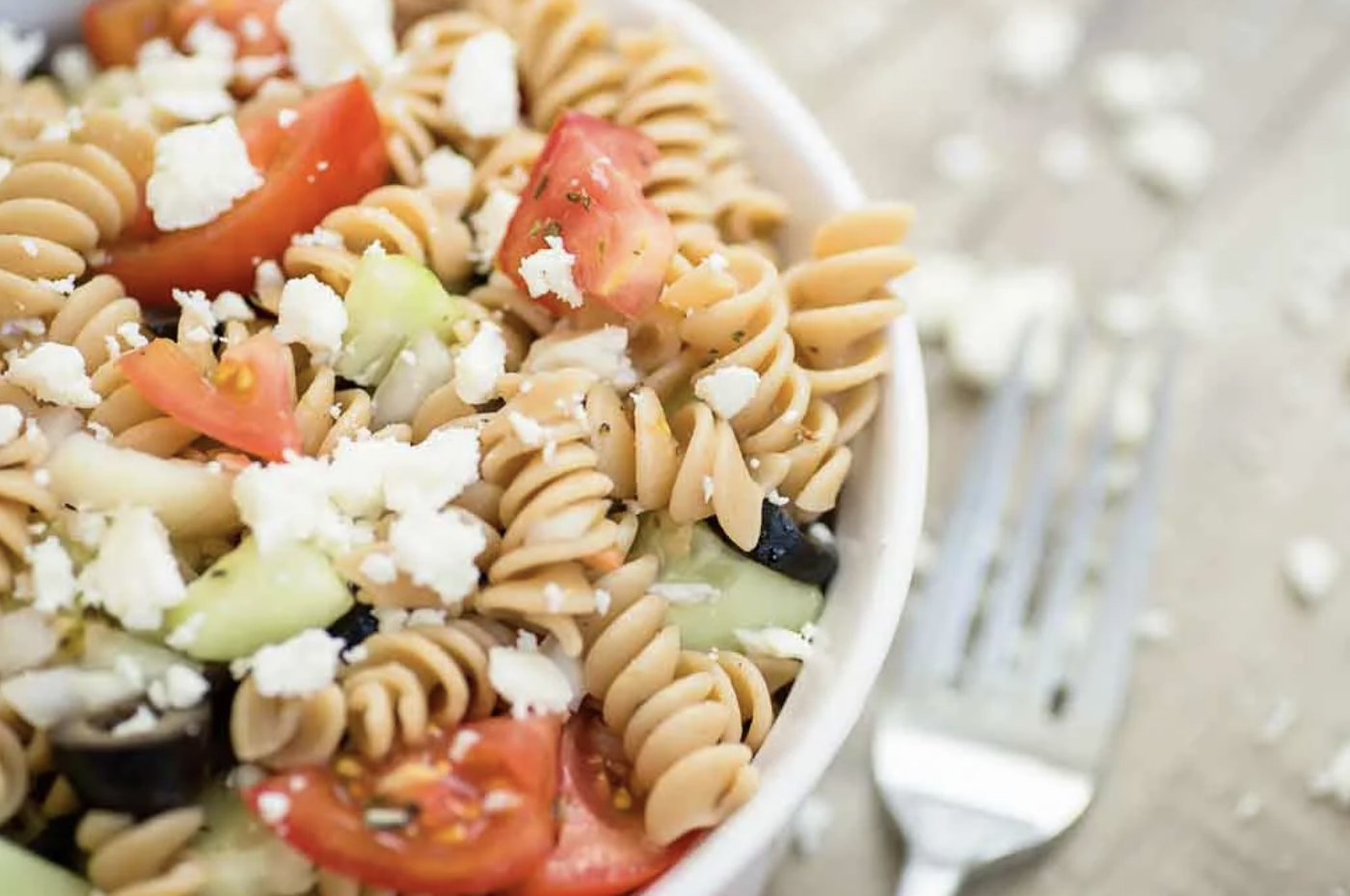 fresh summer greek pasta salad
