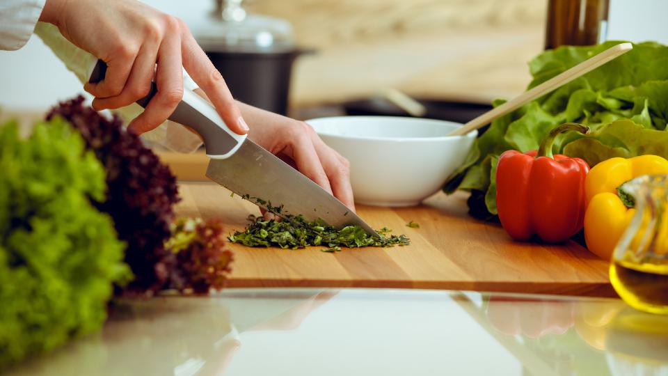 Cook Smarter, Not Harder: Nine Time-Saving Cooking Tips – Ask an Expert | USU