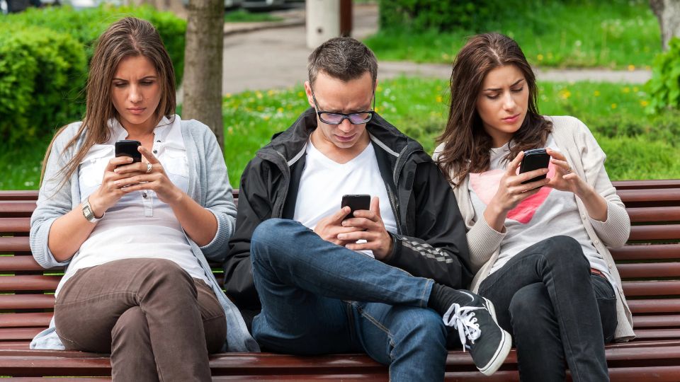 Ask an Expert – Global Day of Unplugging: Put Your Phone in the Friend Zone