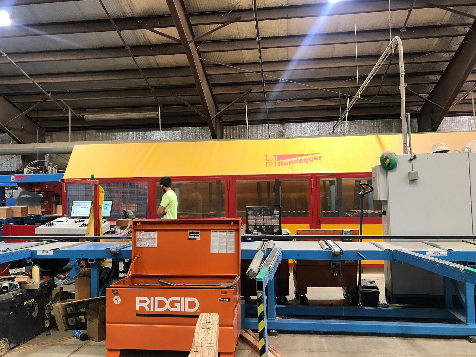 Lumber milling machine