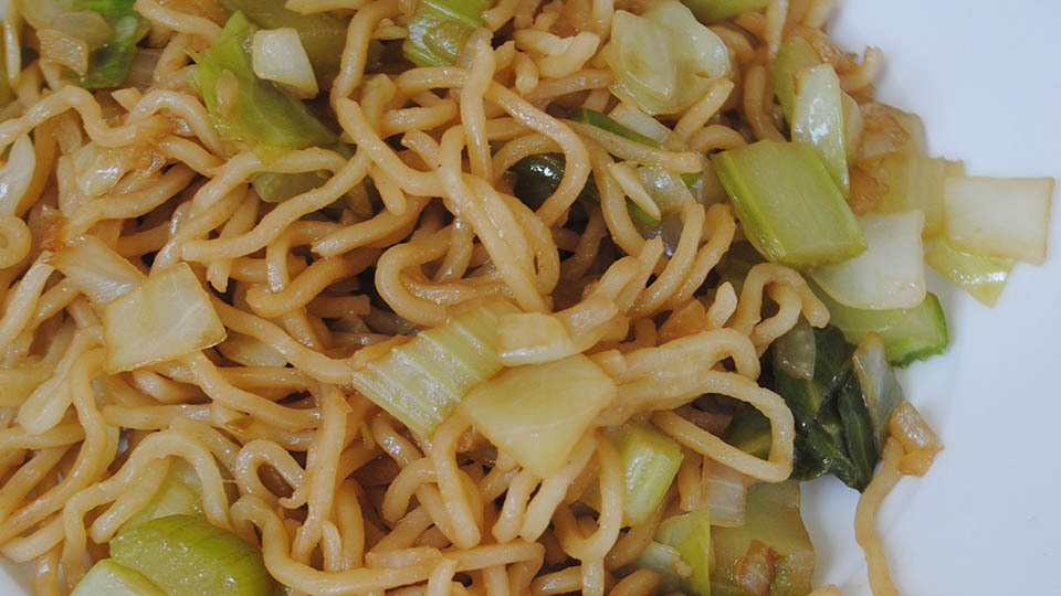 Veggie Chow Mein Noodles