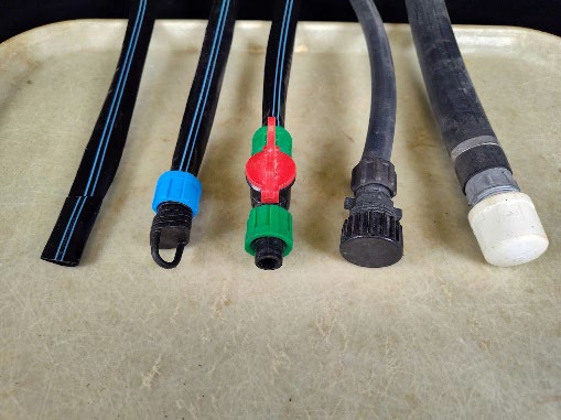 Different kinds of end connectors on pipes.