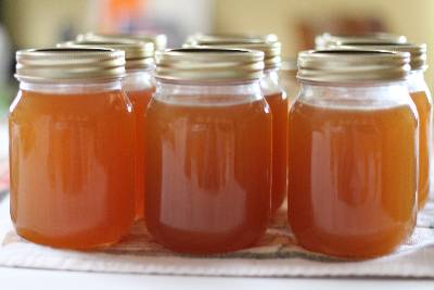 Orange canned jelly