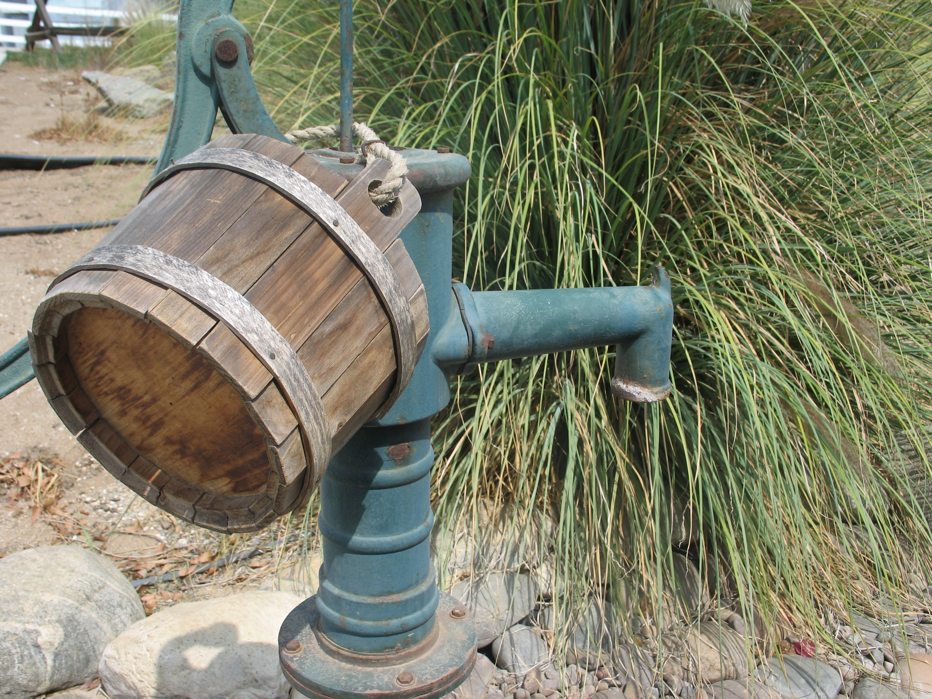 Well water pump