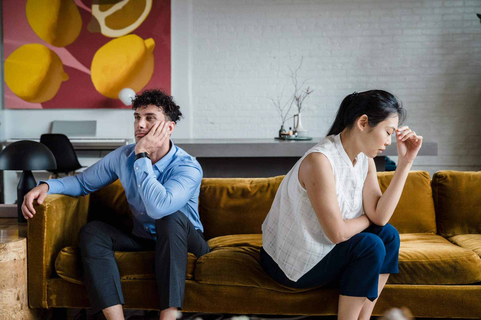 Break Free from Unhealthy Relationship Patterns and Build a Stronger Future