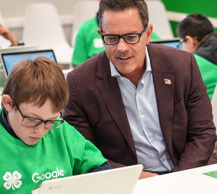 Students participating in hands-on computing workshop